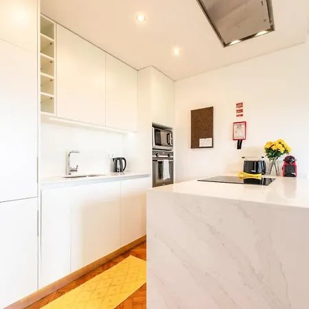 דירה Guestready - Spacious Flat In The Heart Of