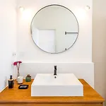 Appartamento Guestready - Spacious Flat In The Heart Of *